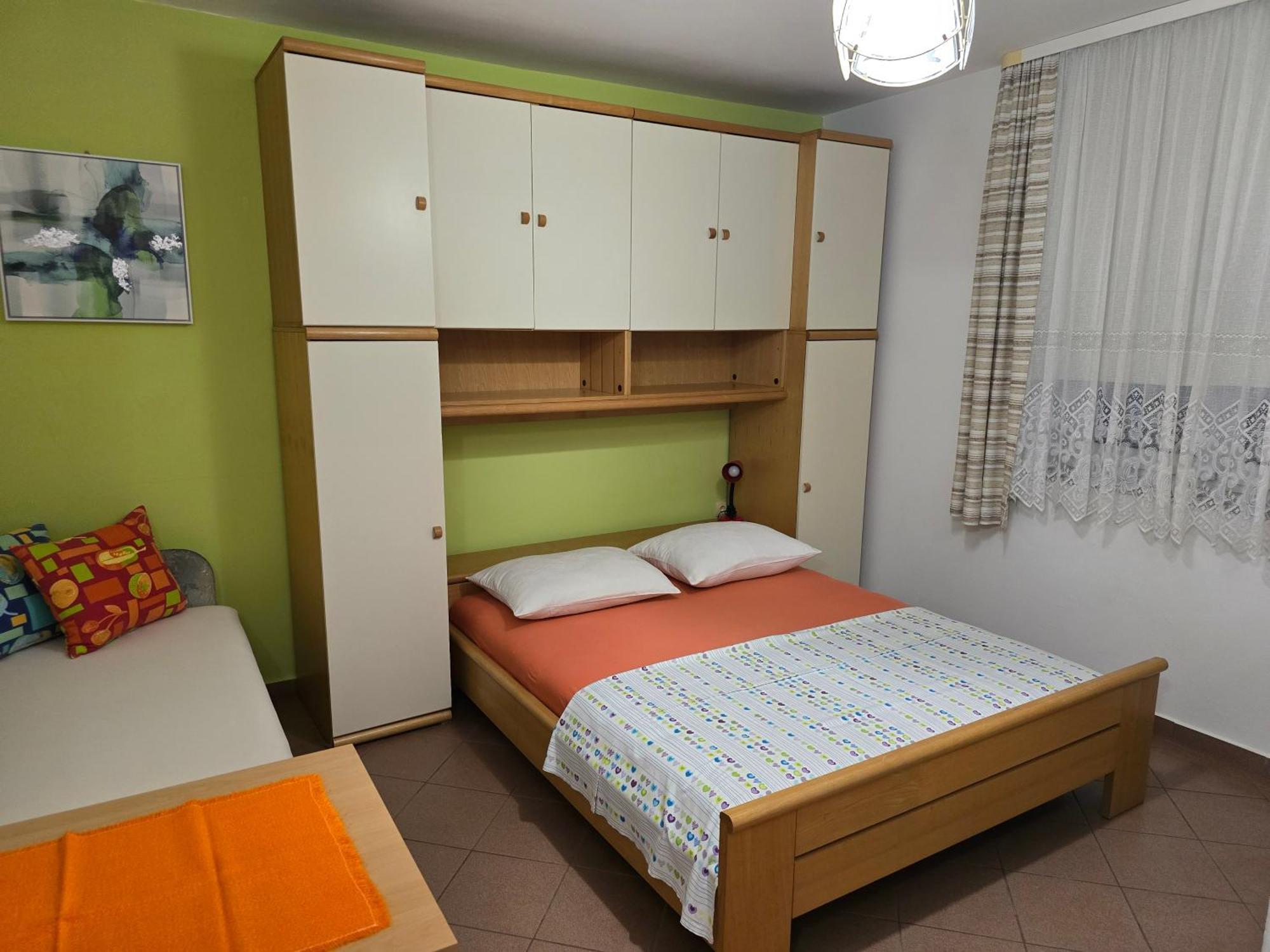 Apartments Mladenka Сень Экстерьер фото