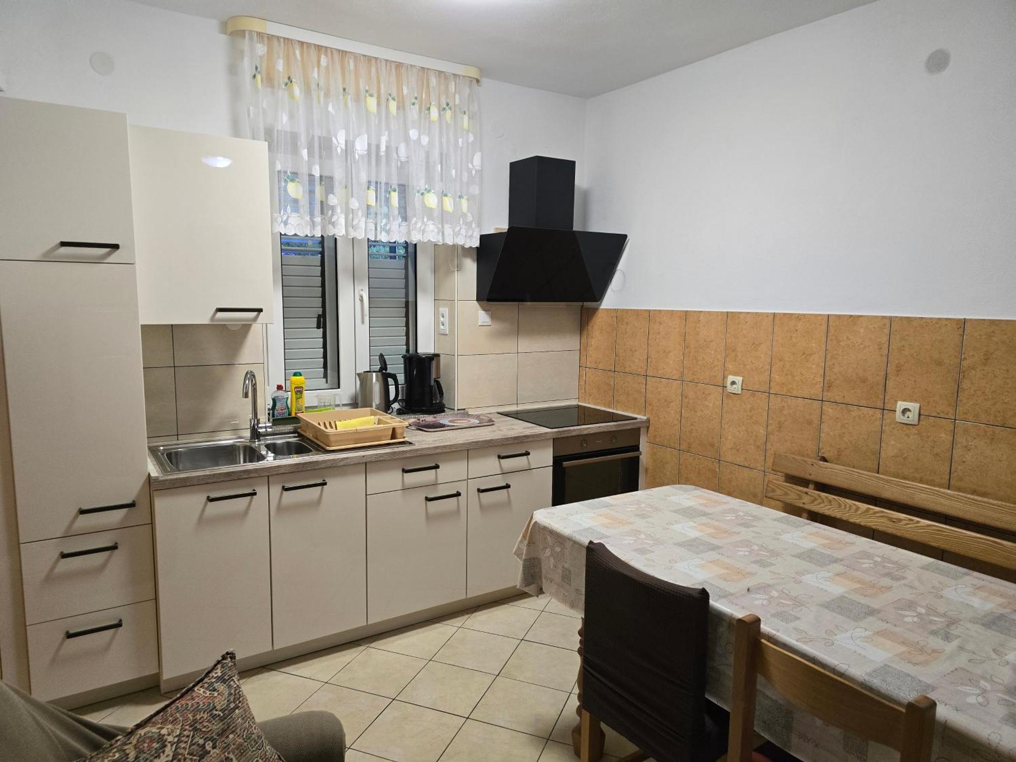 Apartments Mladenka Сень Экстерьер фото