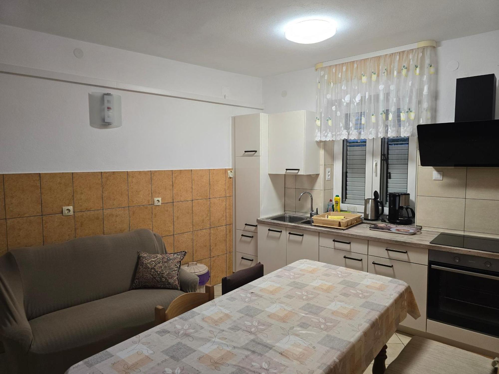 Apartments Mladenka Сень Экстерьер фото